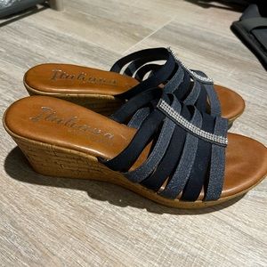 Size 7 navy denim heeled sandals